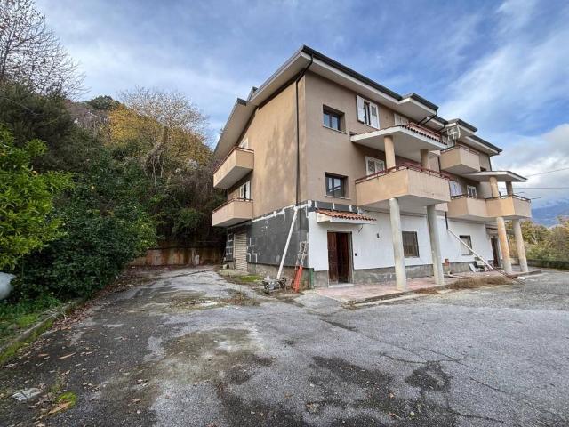 Villa Indipendente in affitto a Calabria, Catanzaro