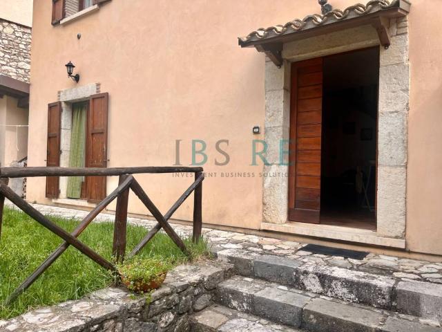 Villa Indipendente in affitto a Leonessa, Lazio