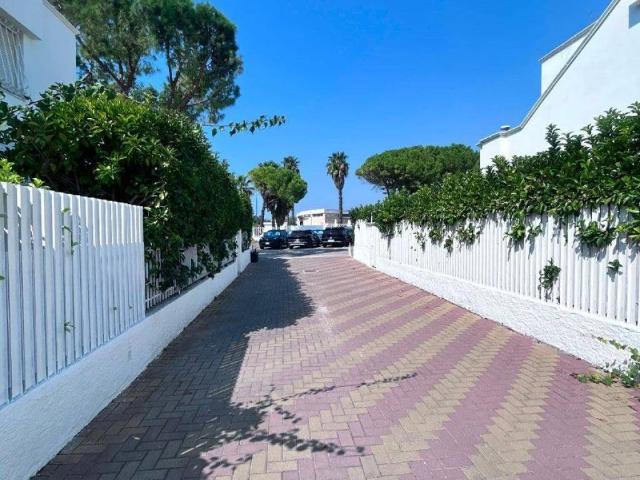 Villa Indipendente in affitto a Puglia, Taranto