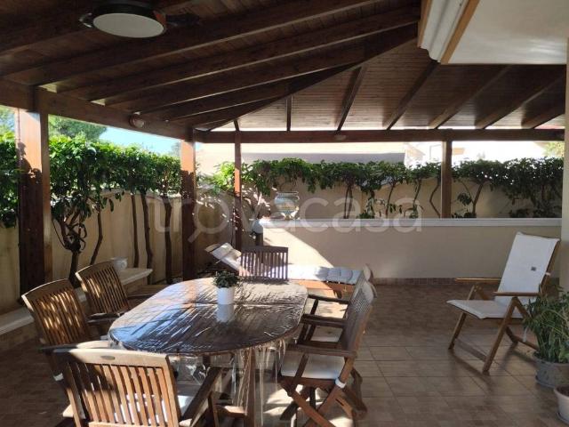 Villa Indipendente in affitto a Puglia, Taranto