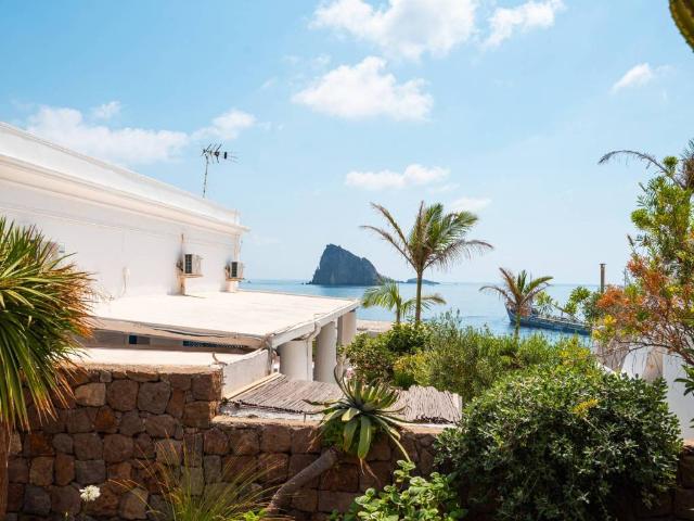Villa Indipendente in affitto a Panarea, Sicilia