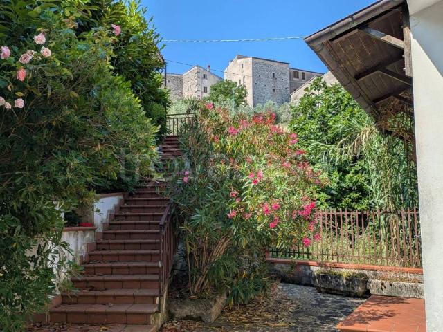 Villa Indipendente in affitto a Longano, Molise