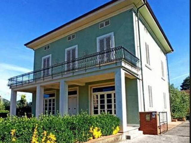 Villa Indipendente in affitto a San Pietro a Vico, Bagni Di Lucca Ponte