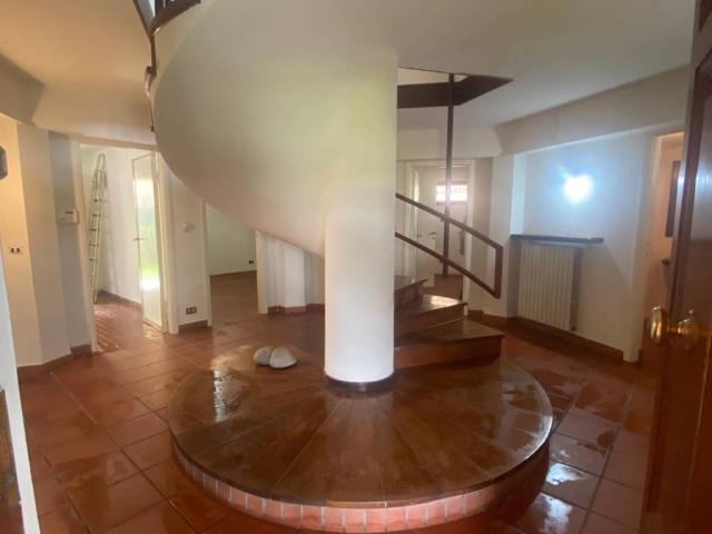 Villa Indipendente in affitto a San Concordio, Bagni Di Lucca Ponte