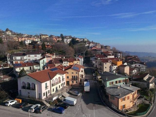 Villa Indipendente in affitto a Lusiana Conco, Lusiana