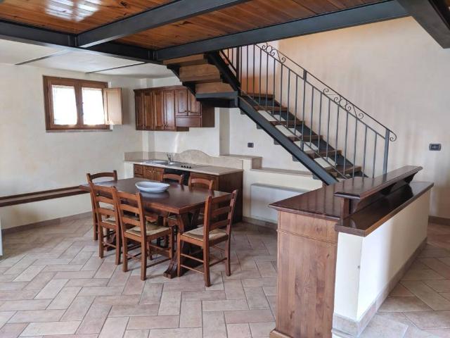 Villa Indipendente in affitto a Magione, Umbria