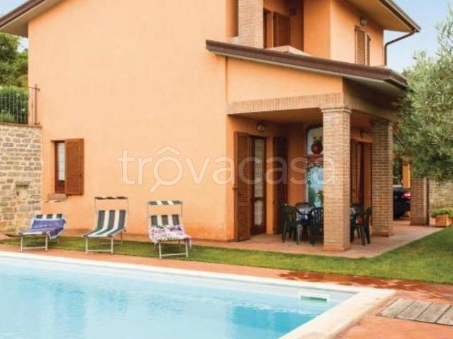 Villa Indipendente in affitto a San Feliciano, Magione