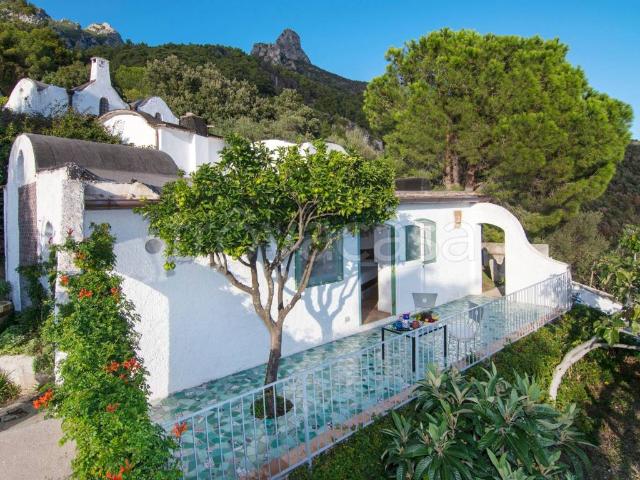 Villa Indipendente in affitto a Maiori, Campania