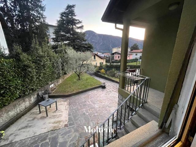 Villa Indipendente in affitto a Somana, Mandello Del Lario