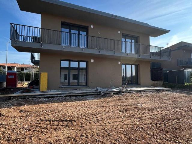 Villa Indipendente in affitto a Pieve Vecchia, Manerba Del Garda