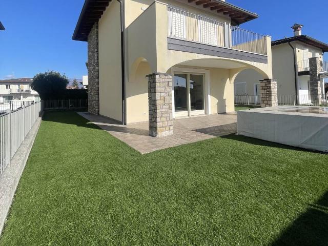 Villa Indipendente in affitto a Gardoncino, Manerba Del Garda