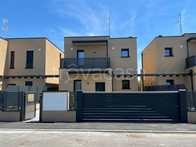 Villa Indipendente in affitto a Pieve Vecchia, Manerba Del Garda