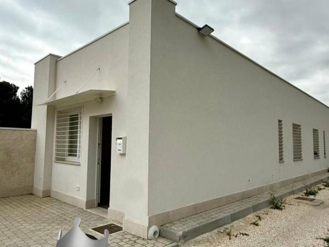 Villa Indipendente in affitto a Siponto, Puglia