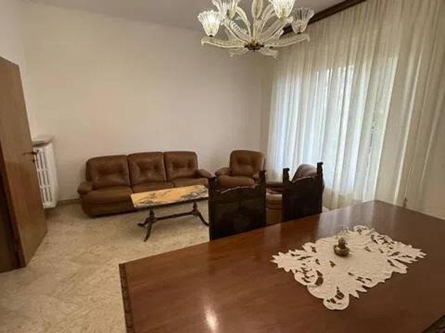 Villa Indipendente in affitto a Gorzano, Maranello