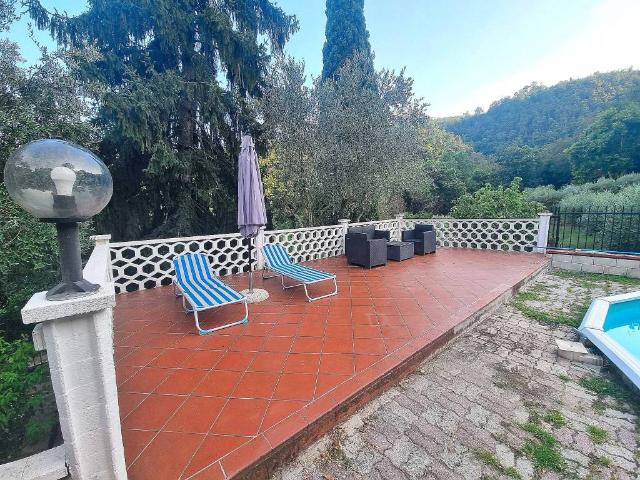 Villa Indipendente in affitto a Marliana, Toscana