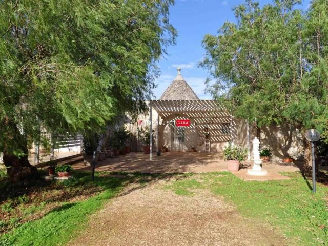 Villa Indipendente in affitto a Puglia, Taranto