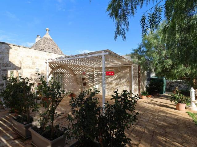 Villa Indipendente in affitto a Puglia, Taranto