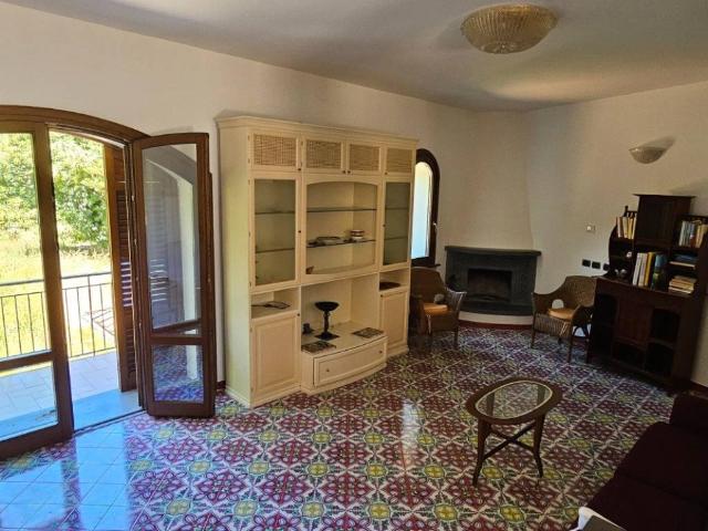 Villa Indipendente in affitto a Massa Lubrense, Campania