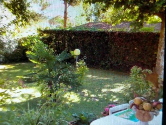 Villa Indipendente in affitto a Marina Di Massa, Toscana