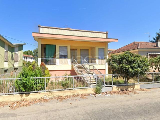 Villa Indipendente in affitto a Mede, Lombardia