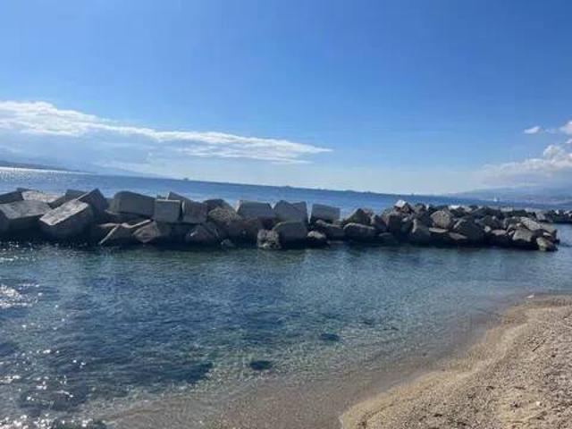 Villa Indipendente in affitto a Sperone, Messina