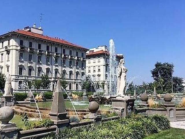 Villa Indipendente in affitto a Municipio 8 di Milano, Milano
