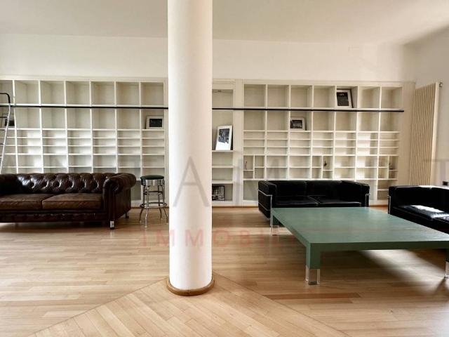 Villa Indipendente in affitto a Milano