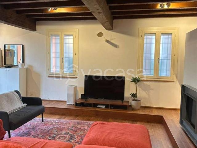 Villa Indipendente in affitto a Unione di comuni Terre di Castelli, Castelnuovo Rangone