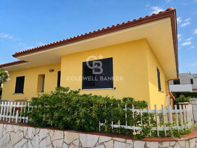 Villa Indipendente in affitto a Marina di Modica, Marina Di Modica