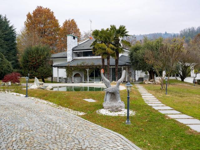 Villa Indipendente in affitto a Revigliasco, Piemonte