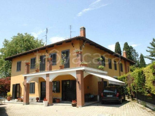 Villa Indipendente in affitto a Rocciamelone, Piemonte