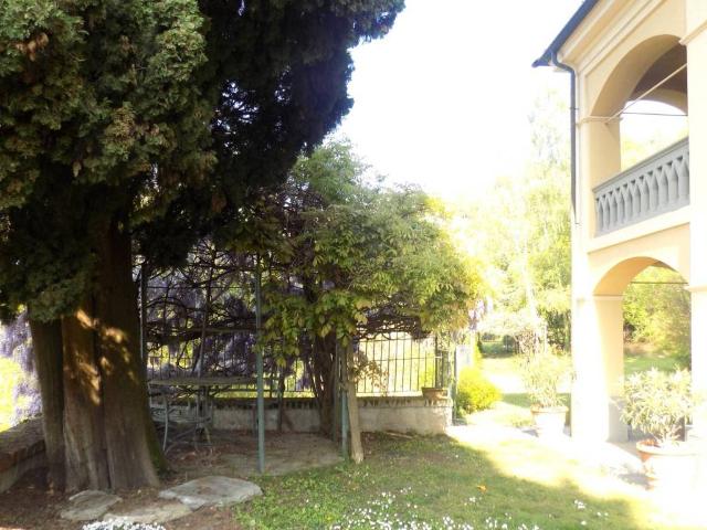 Villa Indipendente in affitto a Rocciamelone, Piemonte
