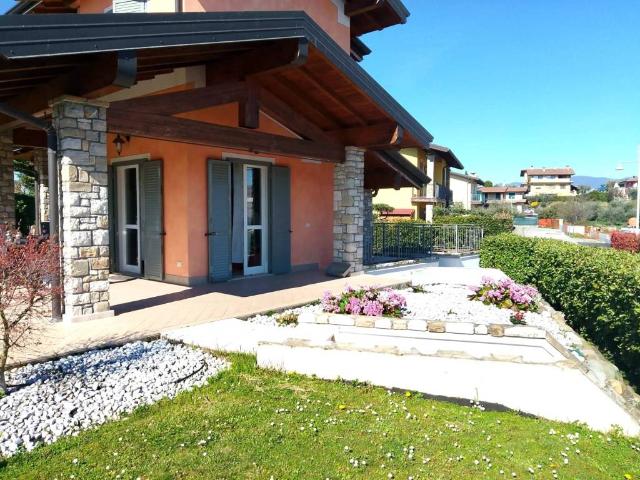 Villa Indipendente in affitto a Moniga Del Garda, Lombardia
