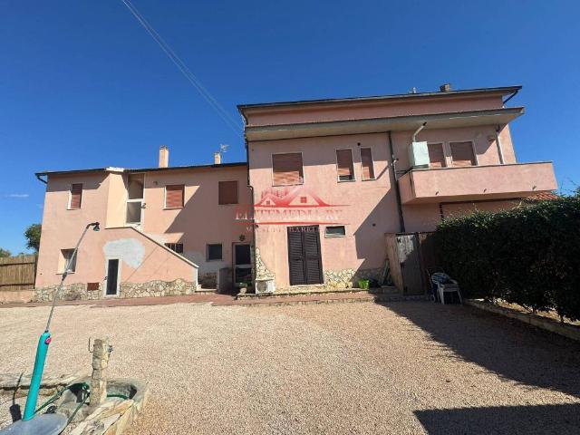 Villa Indipendente in affitto a Montalto Di Castro, Lazio