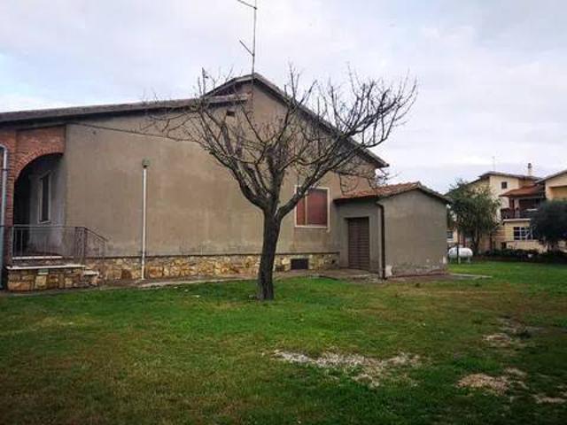 Villa Indipendente in affitto a Montalto Di Castro, Lazio