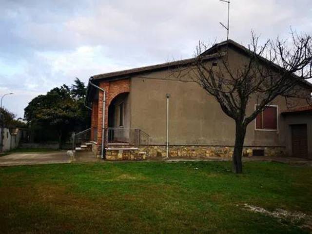 Villa Indipendente in affitto a Montalto Di Castro, Lazio