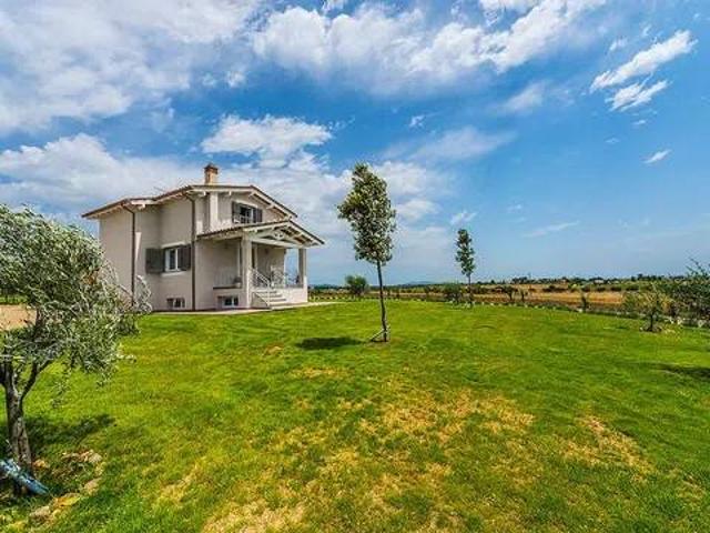 Villa Indipendente in affitto a Pescia Romana, Montalto di Castro