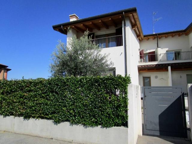 Villa Indipendente in affitto a Montegalda, Veneto