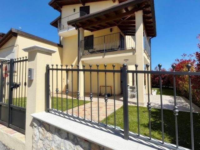 Villa Indipendente in affitto a Montesilvano, Abruzzo
