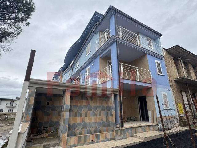 Villa Indipendente in affitto a Mugnano Del Cardinale, Campania