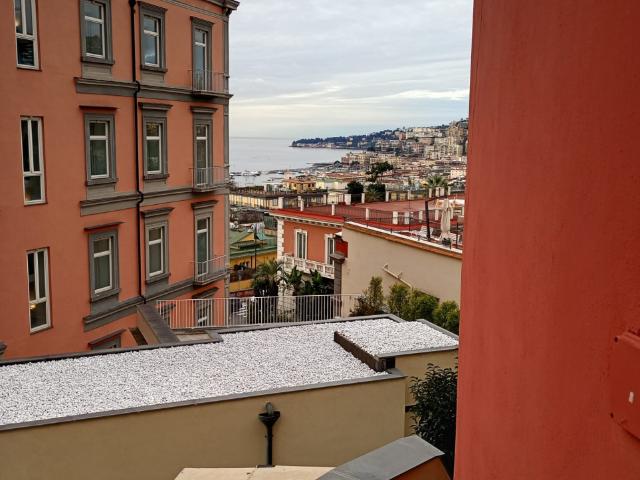 Villa Indipendente in affitto a Municipalità 1, Campania