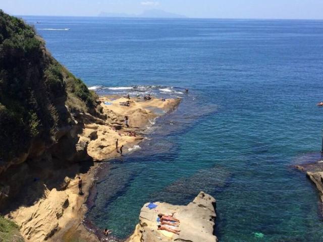 Villa Indipendente in affitto a Coroglio, Campania
