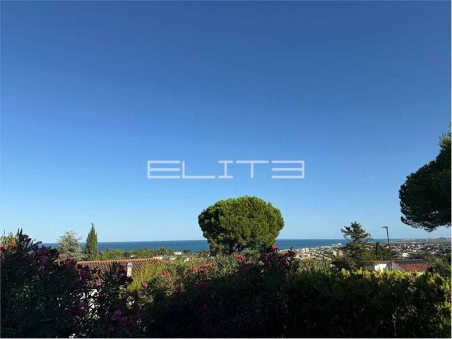 Villa Indipendente in affitto a Numana, Ancona