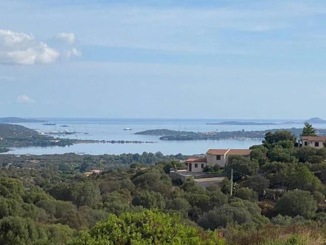 Villa Indipendente in affitto a San Pantaleo, Sardigna/Sardegna