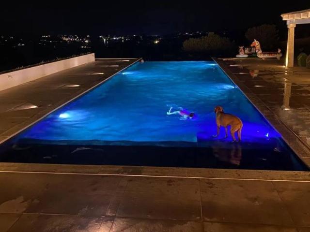 Villa Indipendente in affitto a San Pantaleo, Sardigna/Sardegna