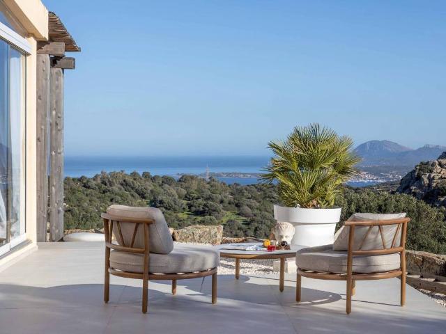 Villa Indipendente in affitto a Portisco, San Pantaleo