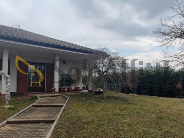 Villa Indipendente in affitto a Piemonte, Torino