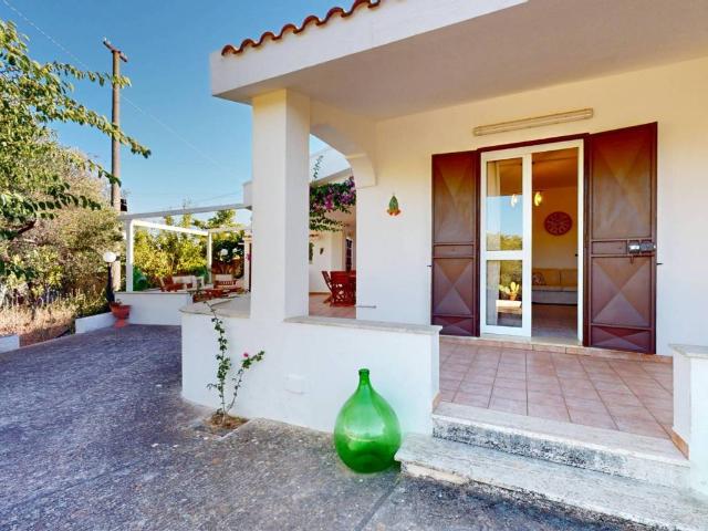 Villa Indipendente in affitto a Puglia, Brindisi