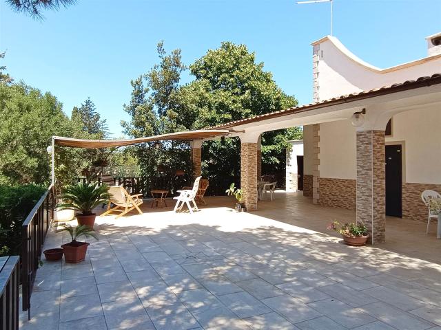 Villa Indipendente in affitto a Puglia, Brindisi