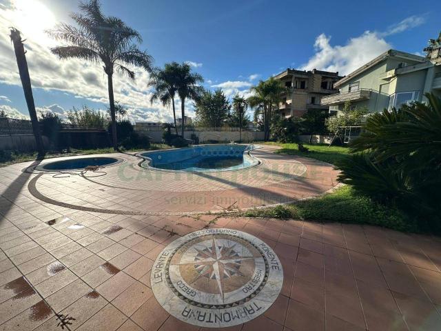 Villa Indipendente in affitto a Ottaviano, Campania